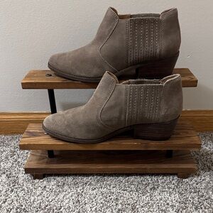 Lucky Brand Folley Beige Suede Ankle Booties